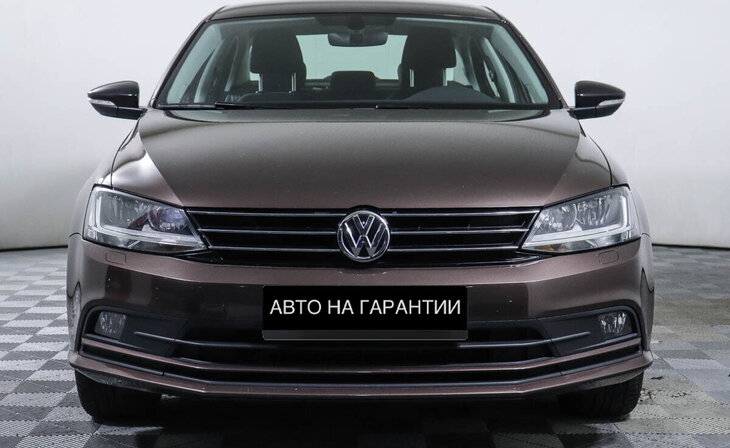 Volkswagen Jetta - Фото 1
