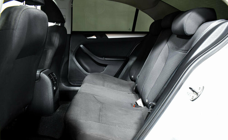 Volkswagen Jetta - Фото 7