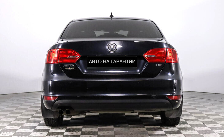 Volkswagen Jetta - Фото 2