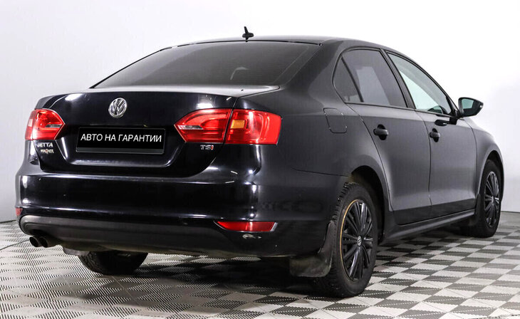 Volkswagen Jetta - Фото 3