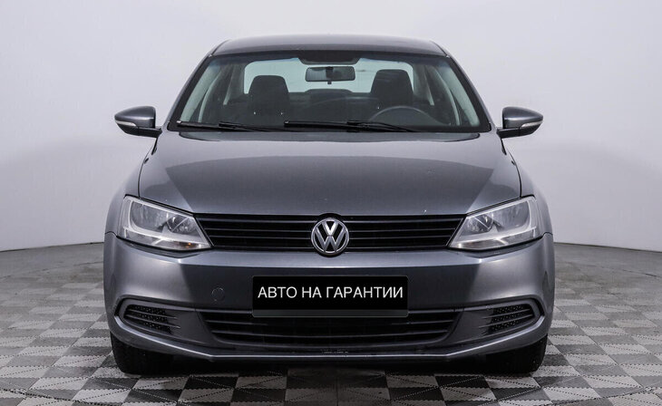 Volkswagen Jetta - Фото 1