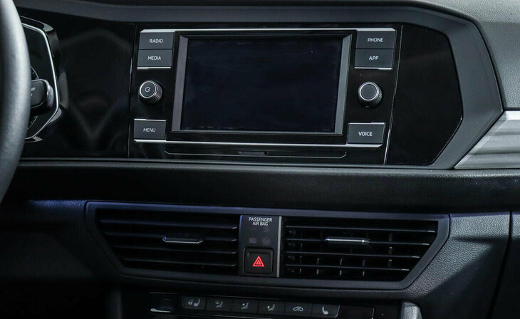 Volkswagen Jetta - Фото 9