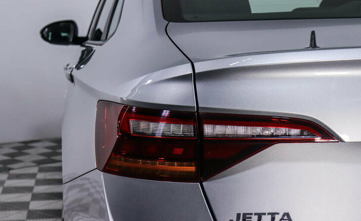 Volkswagen Jetta - Фото 5