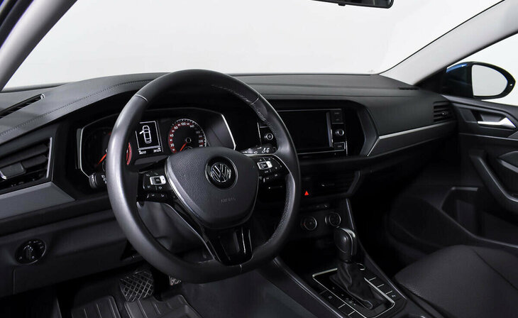 Volkswagen Jetta - Фото 10