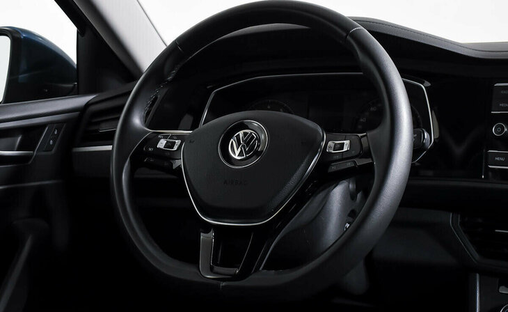 Volkswagen Jetta - Фото 11