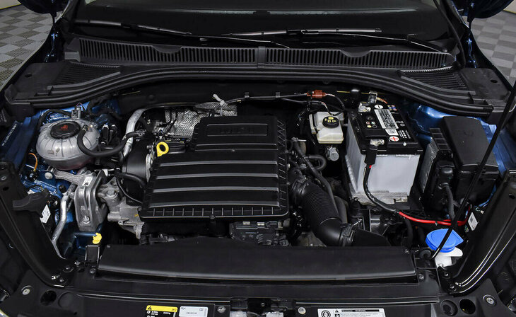 Volkswagen Jetta - Фото 7