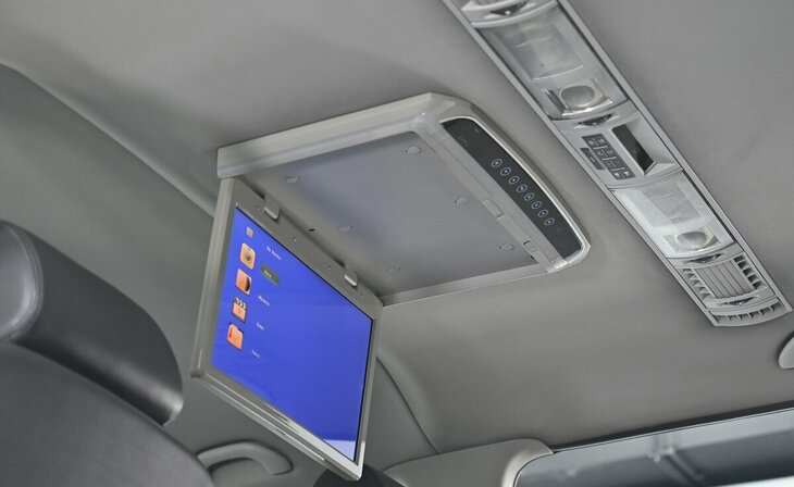 Volkswagen Multivan - Фото 11