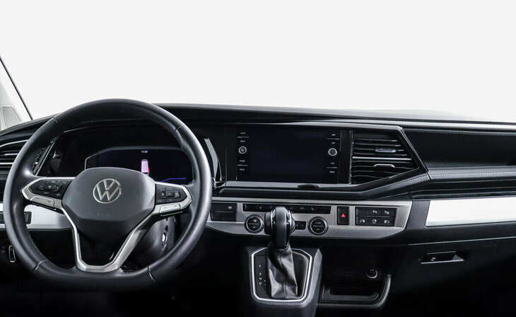 Volkswagen Multivan - Фото 4