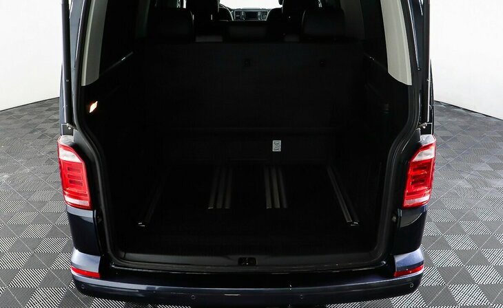 Volkswagen Multivan - Фото 20