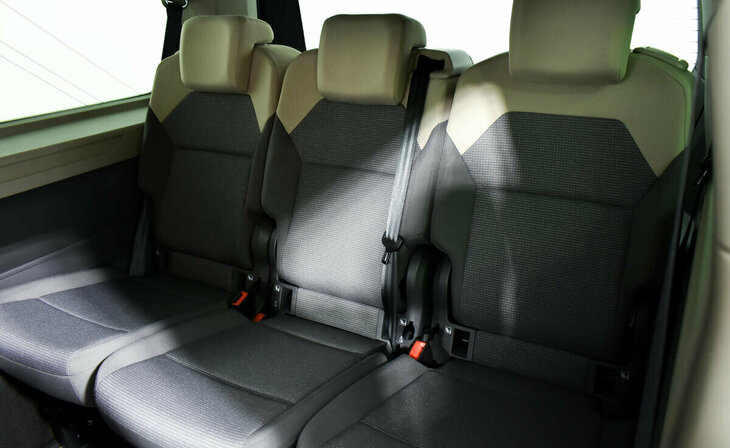 Volkswagen Multivan - Фото 13