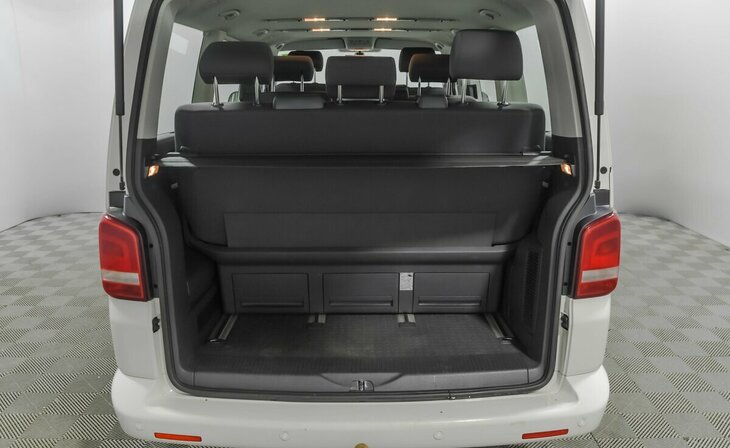 Volkswagen Multivan - Фото 12