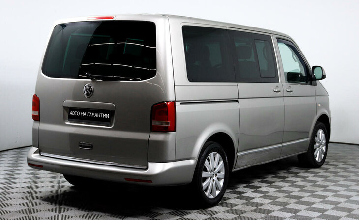 Volkswagen Multivan - Фото 2