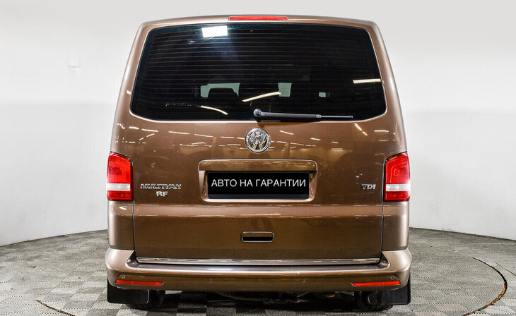 Volkswagen Multivan - Фото 3