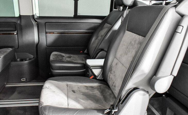 Volkswagen Multivan - Фото 7