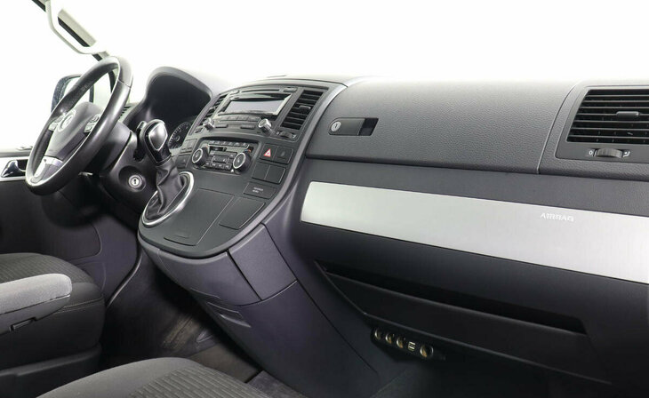 Volkswagen Multivan - Фото 5