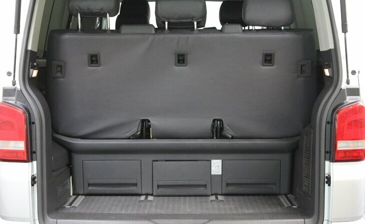 Volkswagen Multivan - Фото 12