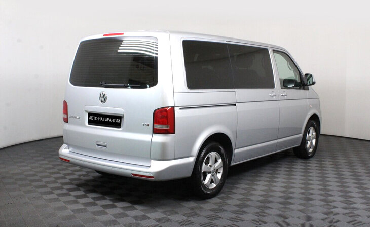 Volkswagen Multivan - Фото 2