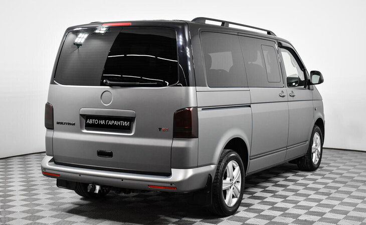 Volkswagen Multivan - Фото 3