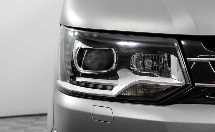 Volkswagen Multivan - Фото 5