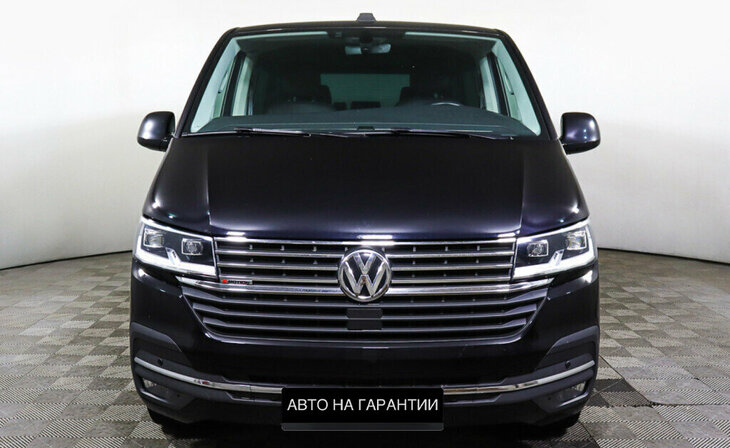 Volkswagen Multivan - Фото 1