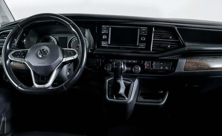 Volkswagen Multivan - Фото 8