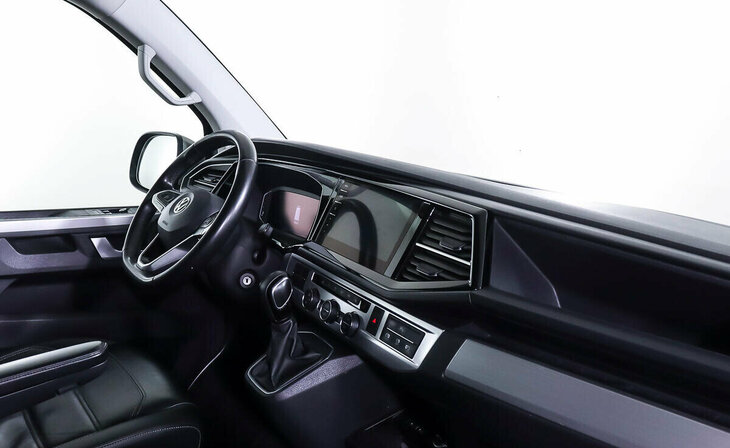 Volkswagen Multivan - Фото 9