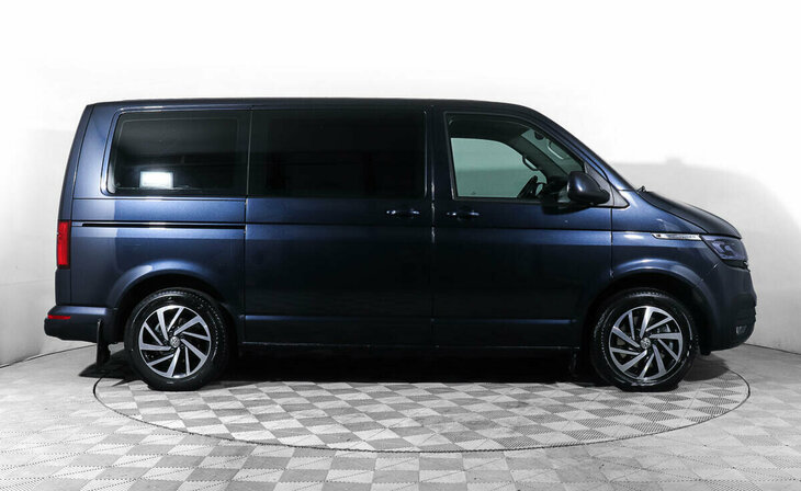 Volkswagen Multivan - Фото 3