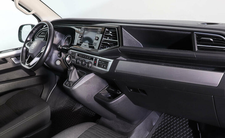 Volkswagen Multivan - Фото 6