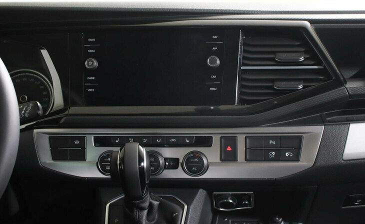 Volkswagen Multivan - Фото 7