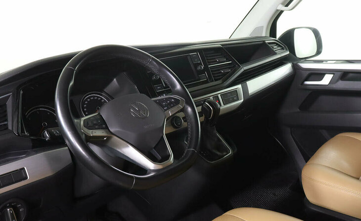 Volkswagen Multivan - Фото 9