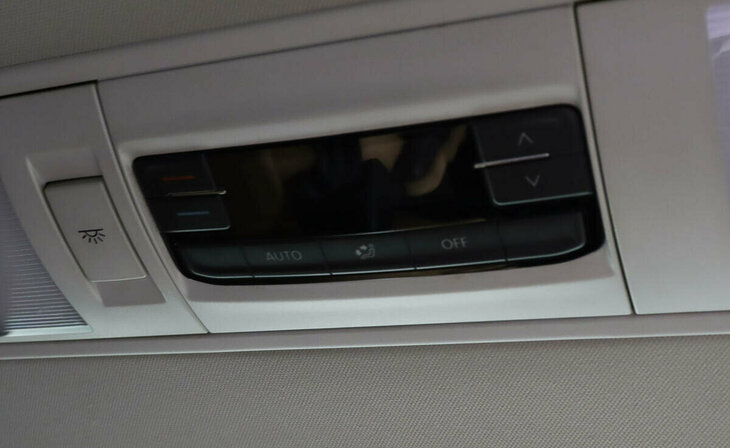 Volkswagen Multivan - Фото 13