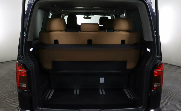 Volkswagen Multivan - Фото 16