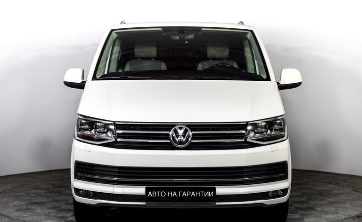 Volkswagen Multivan - Фото 1