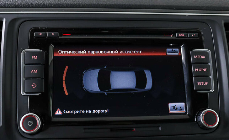 Volkswagen Multivan - Фото 14