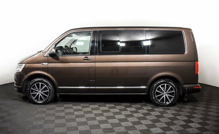 Volkswagen Multivan - Фото 2