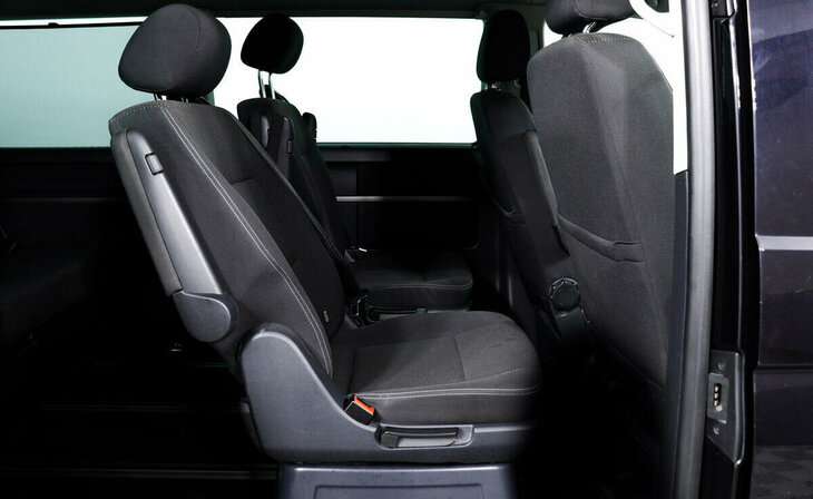 Volkswagen Multivan - Фото 12