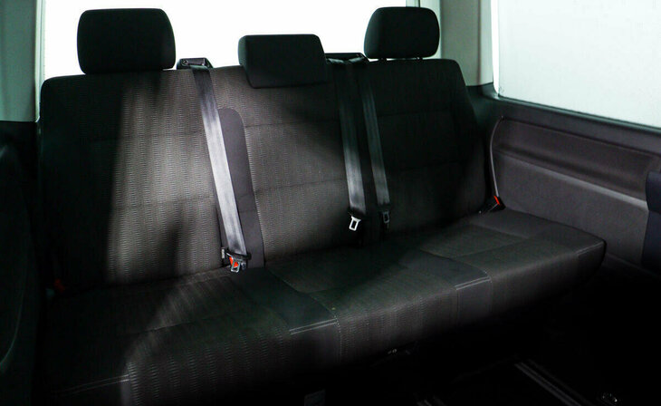 Volkswagen Multivan - Фото 13