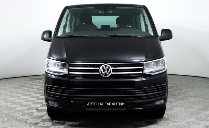 Volkswagen Multivan - Фото 1