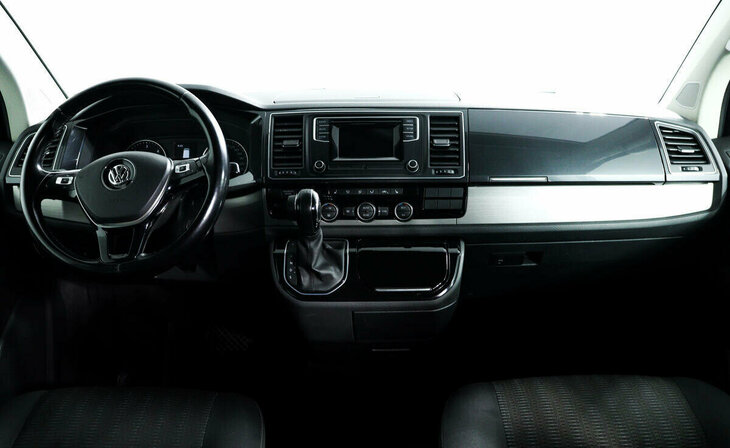 Volkswagen Multivan - Фото 8