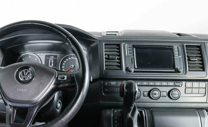Volkswagen Multivan - Фото 8