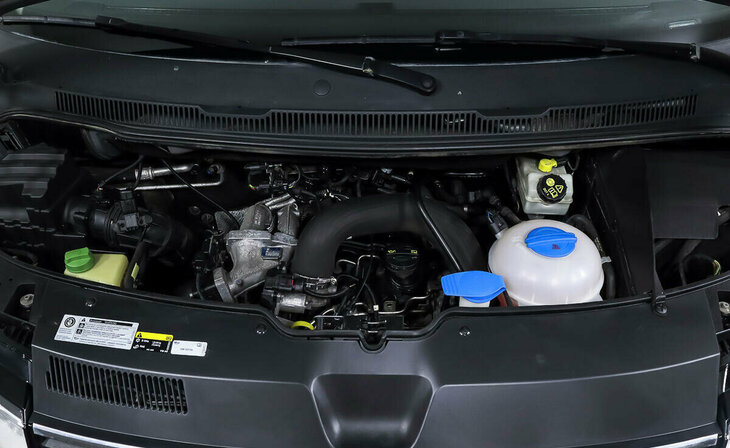 Volkswagen Multivan - Фото 6