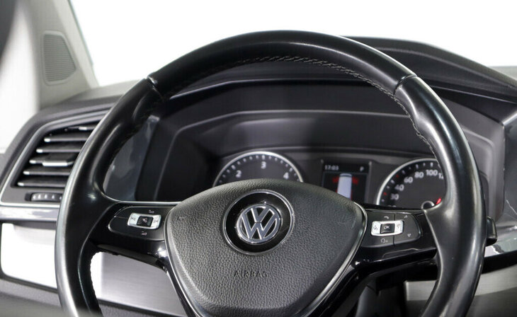 Volkswagen Multivan - Фото 9