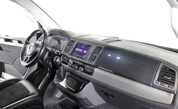 Volkswagen Multivan - Фото 6