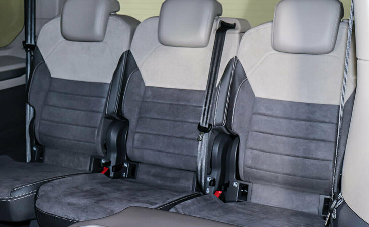 Volkswagen Multivan - Фото 22