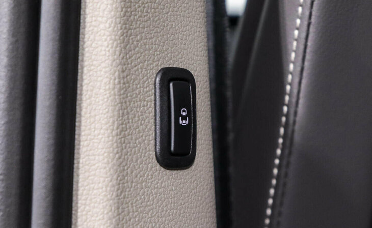 Volkswagen Multivan - Фото 18