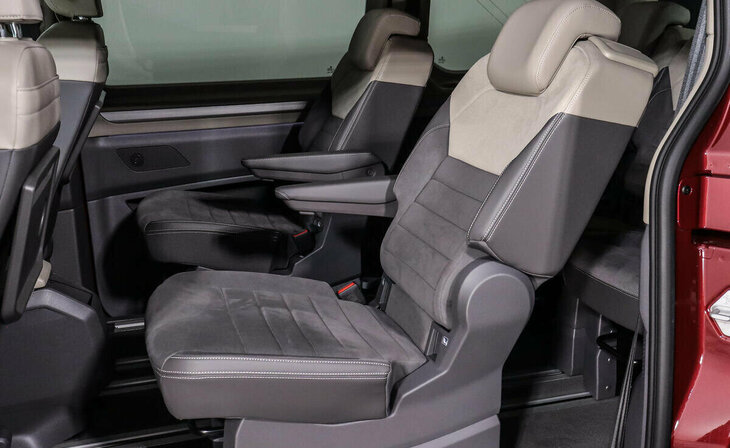Volkswagen Multivan - Фото 19