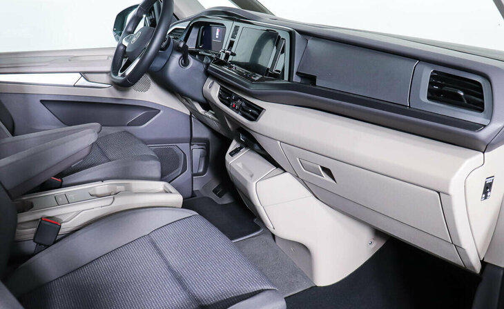 Volkswagen Multivan - Фото 10