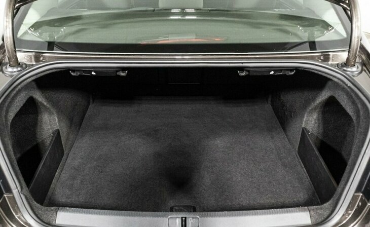 Volkswagen Passat - Фото 11