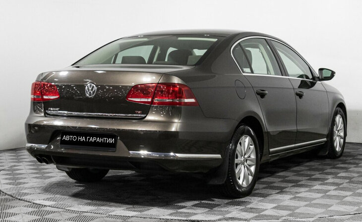 Volkswagen Passat - Фото 2