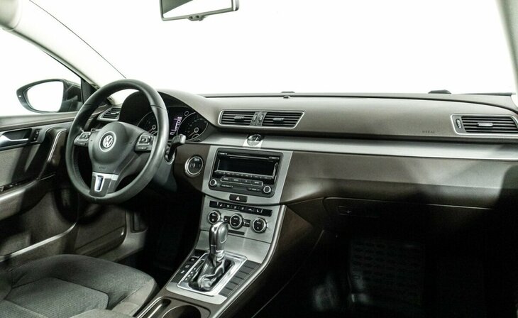 Volkswagen Passat - Фото 4